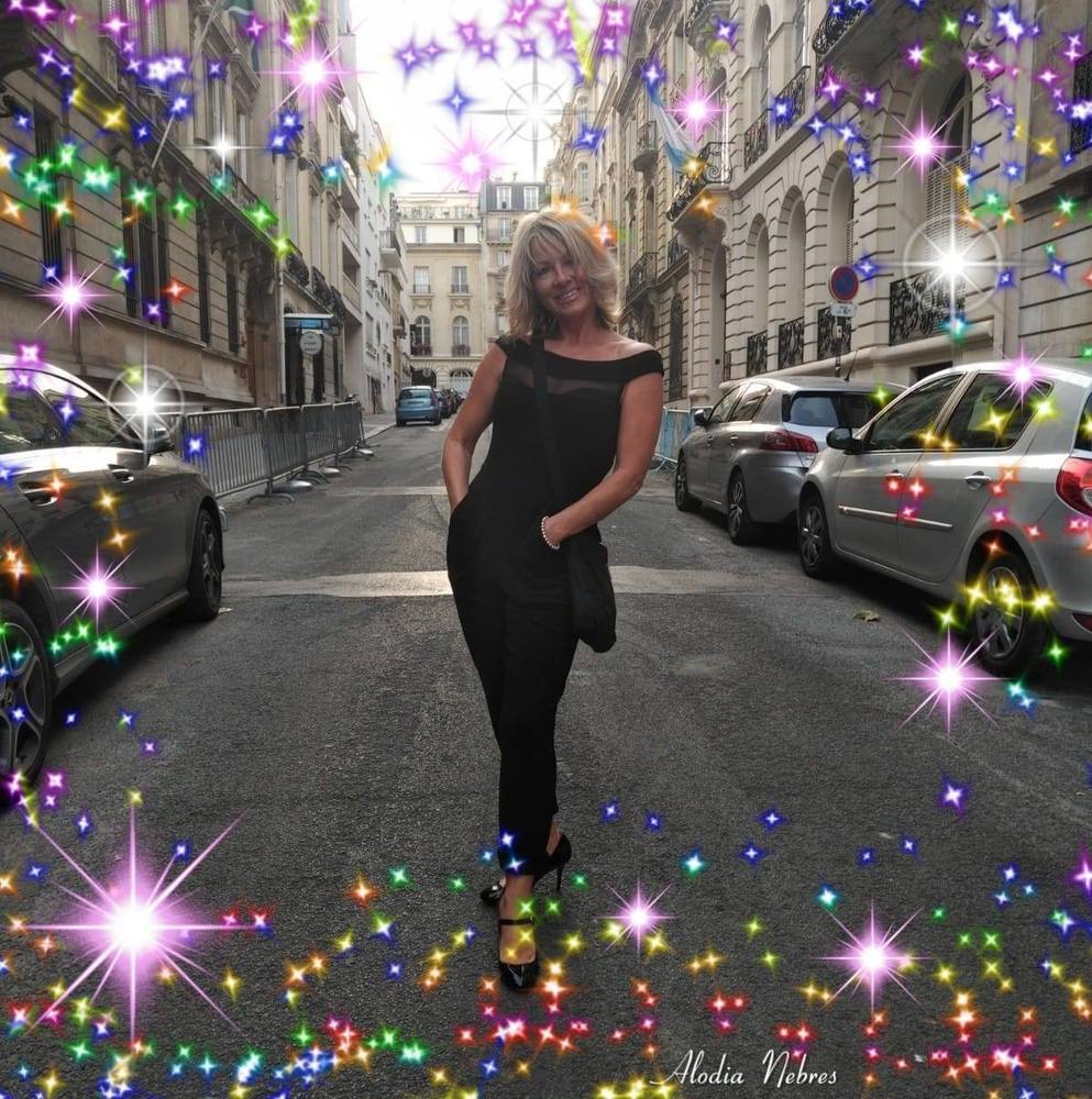 Meet your Posher, Ina